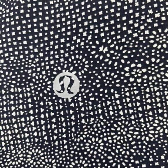 Lululemon Cross Conditioning 2-In-1 Tank In Meisai White Black Luxtreme Size 4 - Picture 7 of 8